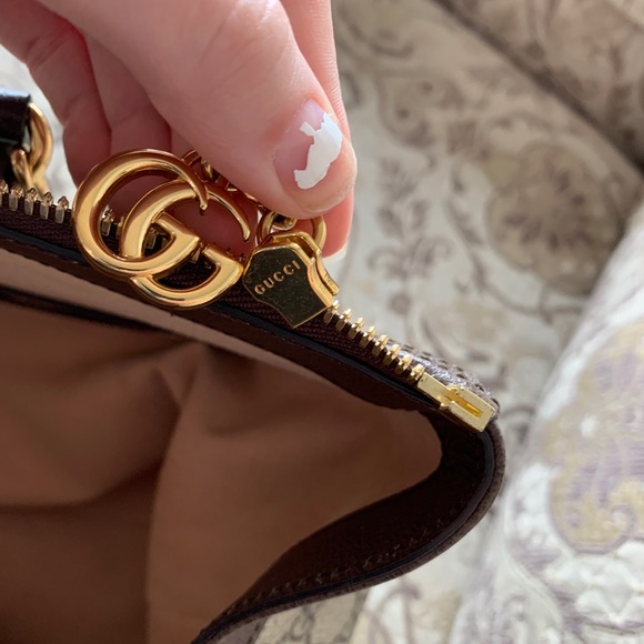 Authentic Gucci purse - Picture 8 of 8